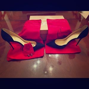 Christian Louboutin, Navy Suede, Size 8 1/2